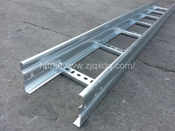 熱鍍鋅梯式橋架3.jpg